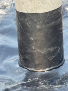 Thiết kế hệ thống "Xi-phông" đáy ao lót bạt HDPE: