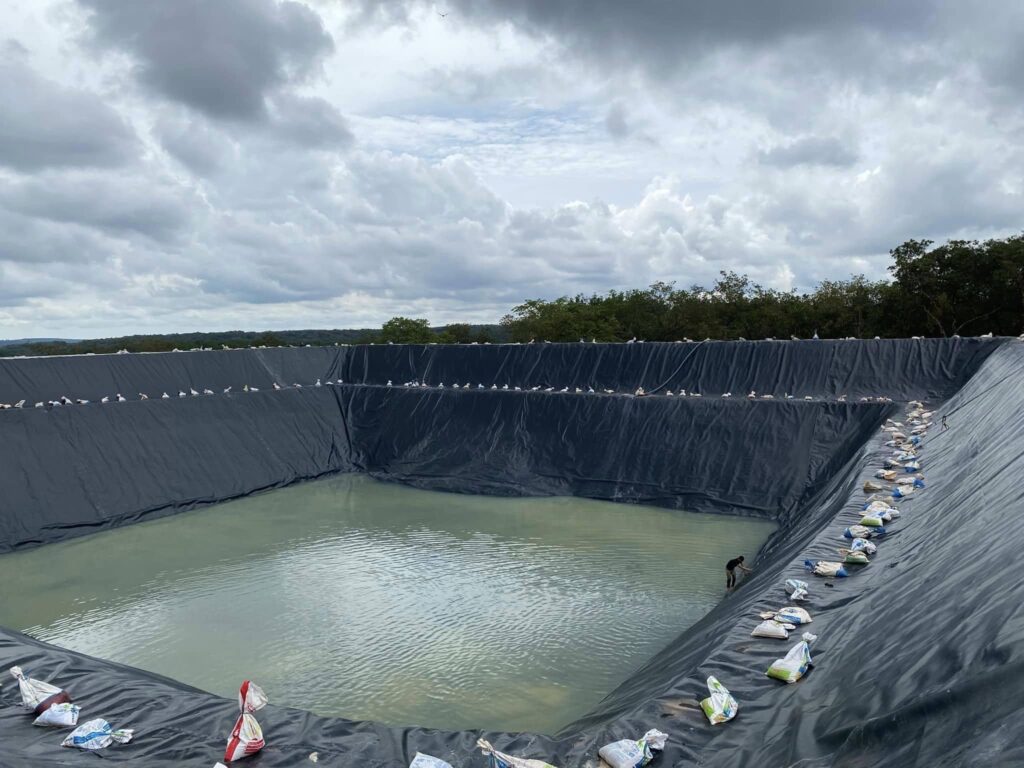 Bạt lót hồ chứa nước tưới cây HDPE ở Ninh Thuận