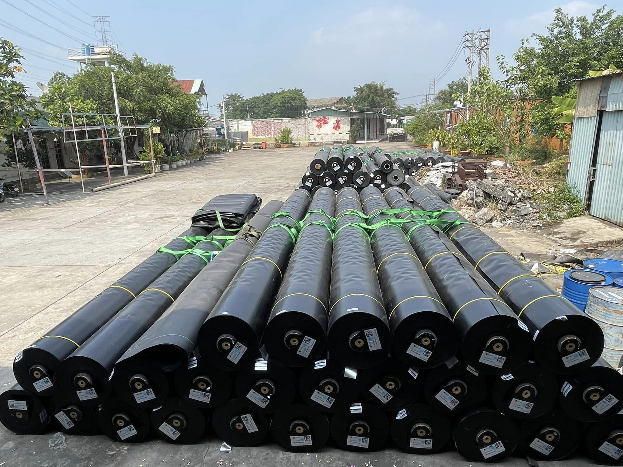 Bạt nhựa HDPE dày 0,3mm Bạt nhựa HDPE dày 0,3mm
