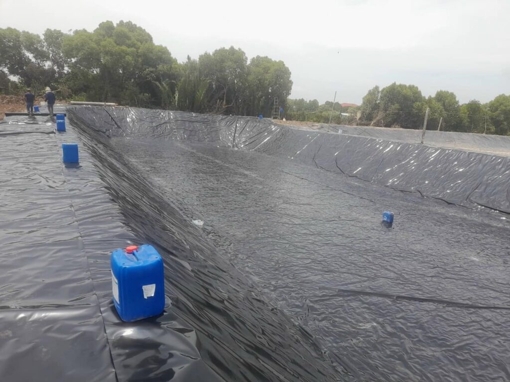 Bạt lót ao hồ HDPE chứa nước nuôi tôm cá ở Đắk Nông