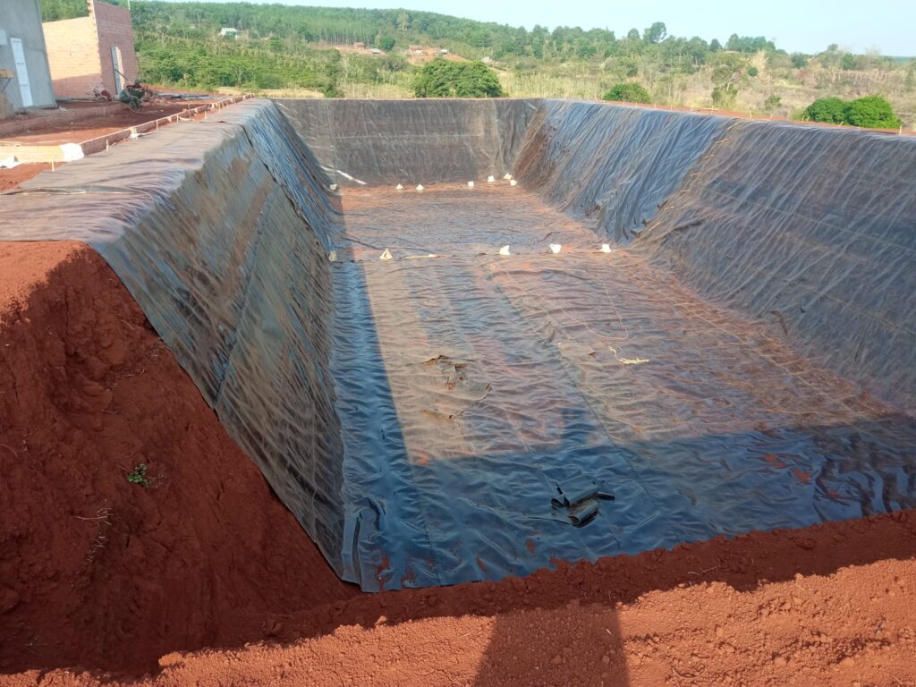 Bạt lót đáy hồ xử lý nước thải HDPE