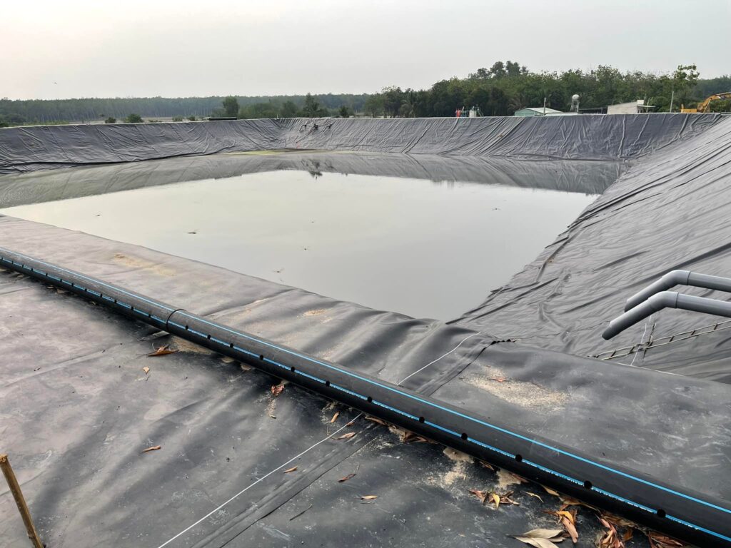 Bạt lót ao hồ HDPE chứa nước nuôi tôm cá ở Ninh Thuận